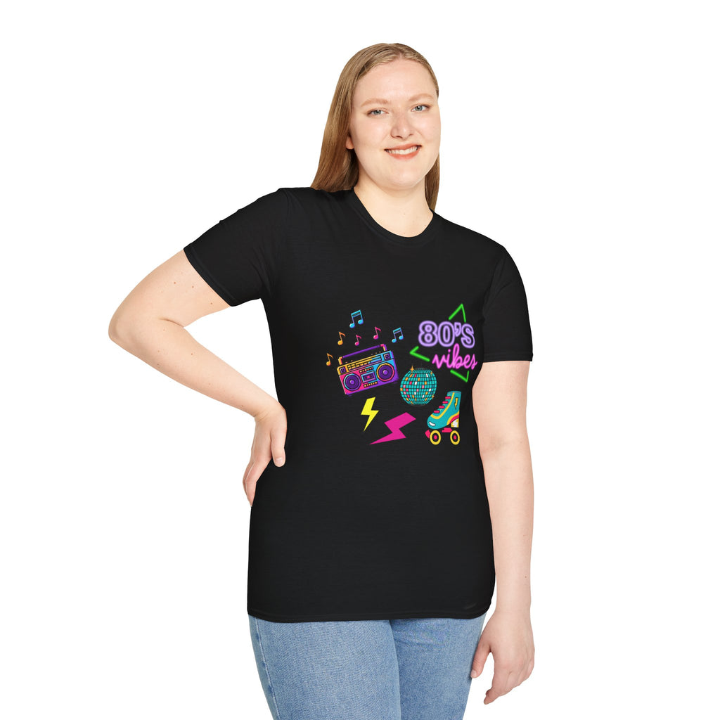 80s vibes trendy black T-shirt